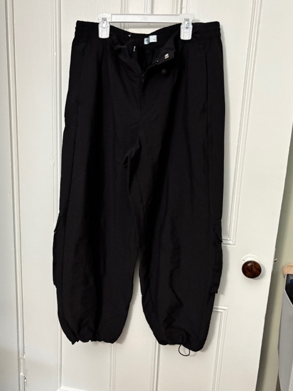 FLX black parachute pants L